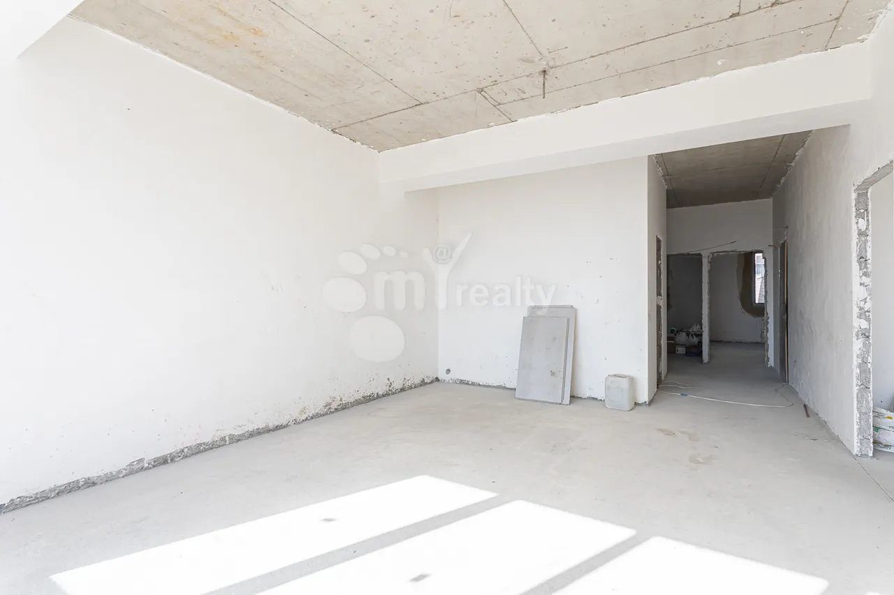 4 bedroom apartment for sale Antarayin St, Center Yerevan, 159778
