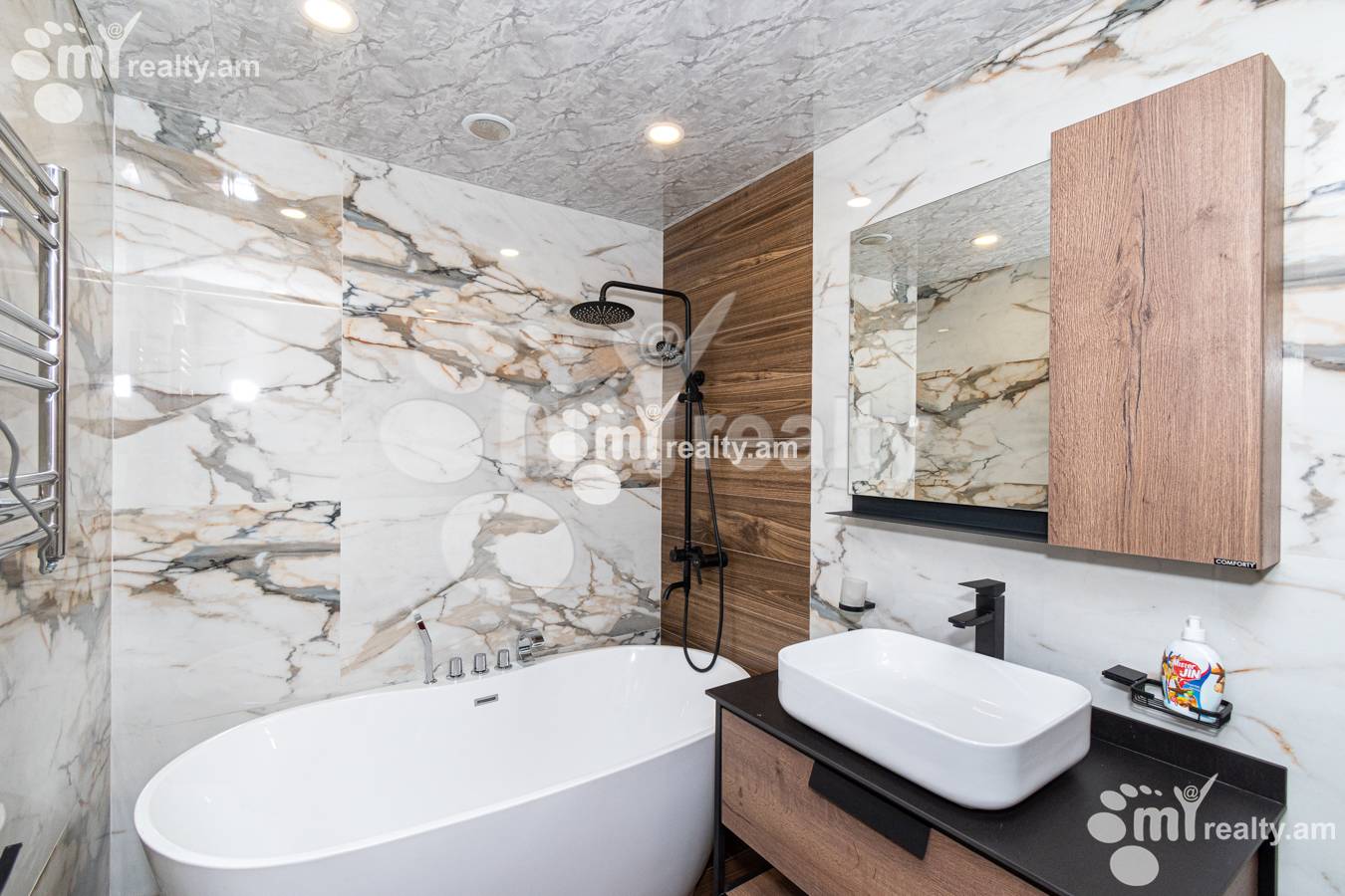 3 bedroom apartment for sale Tumanyan St, Center Yerevan, 135235