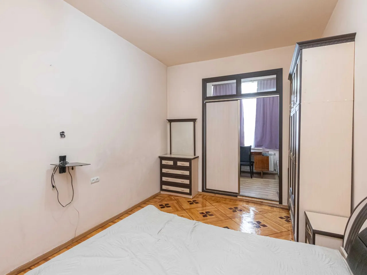 Снять 3 комнатную квартиру Тигран Мец пр, Центр Ереван, 157536