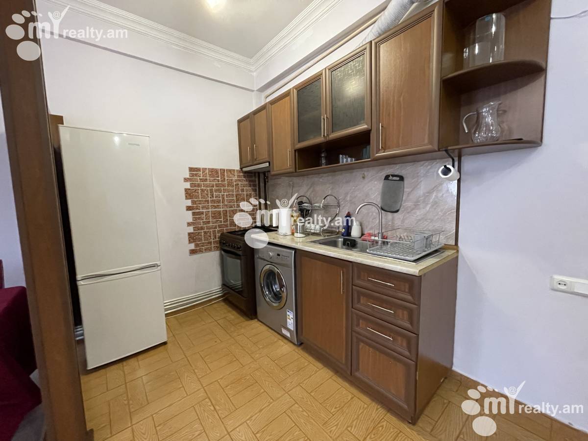 Снять 2 комнатную квартиру Сарян ул, Центр Ереван, 155249
