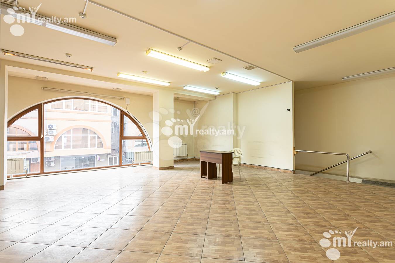 Commercial for rent خیابان اِ. کوچار, مرکز شهر ایروان, 156377