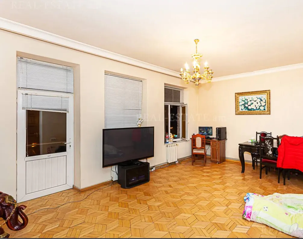 4 bedroom apartment for sale Abovyan St, Center Yerevan, 159959