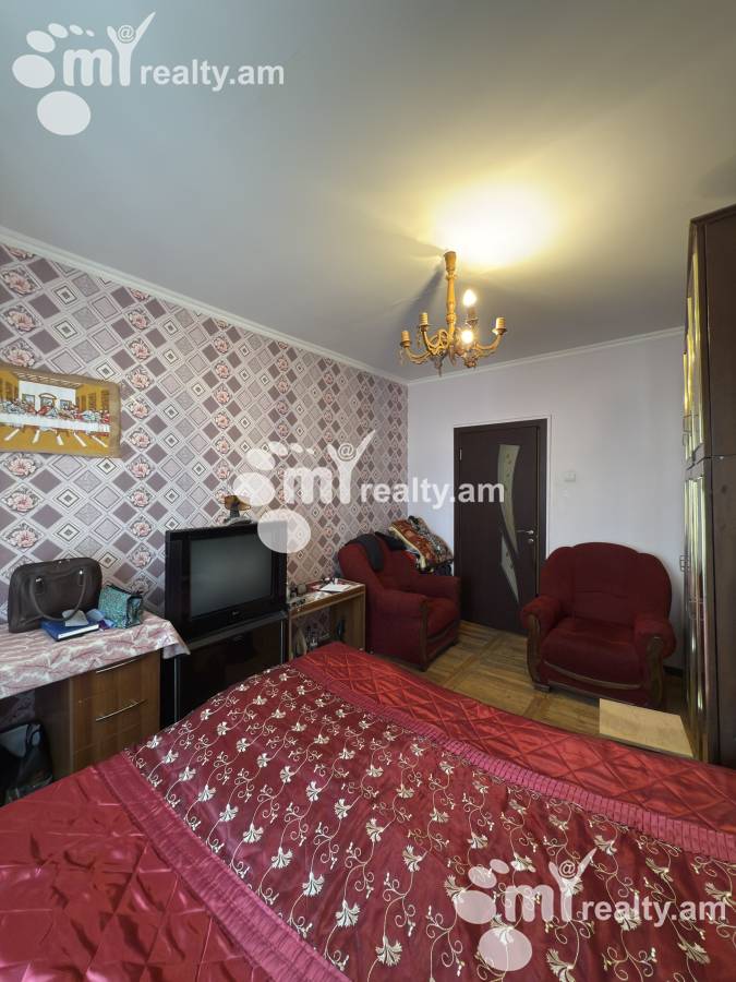 3 bedroom apartment for sale Davtashen 4 district, Davtachène Yerevan, 156702