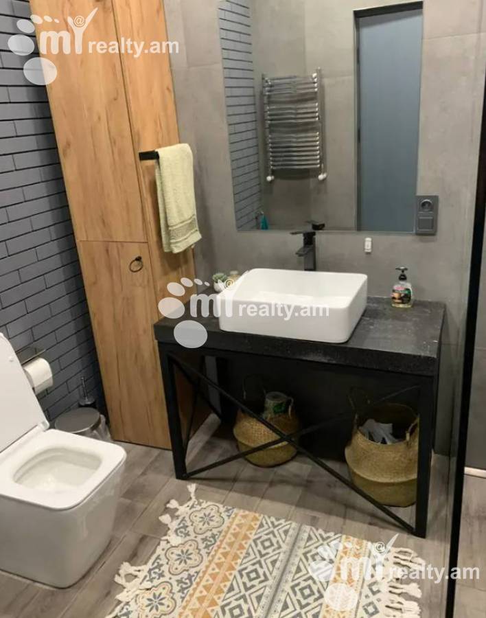 Купить дом Таиров ул., Центр Ереван, 154233