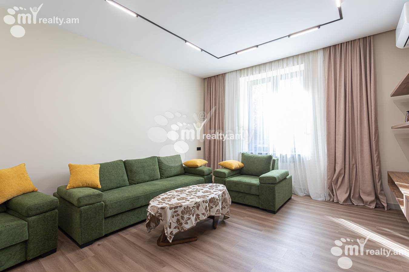 3 bedroom apartment for rent Tamanyan St, Center Yerevan, 156988
