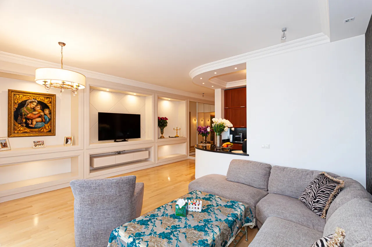 3 bedroom apartment for rent Northern (Hyusisayin)  Ave, Center Yerevan, 158853