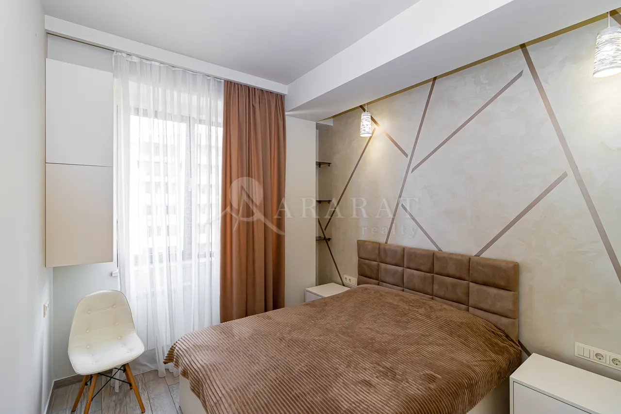 2 bedroom apartment for rent Koghbatsi St, Center Yerevan, 159070