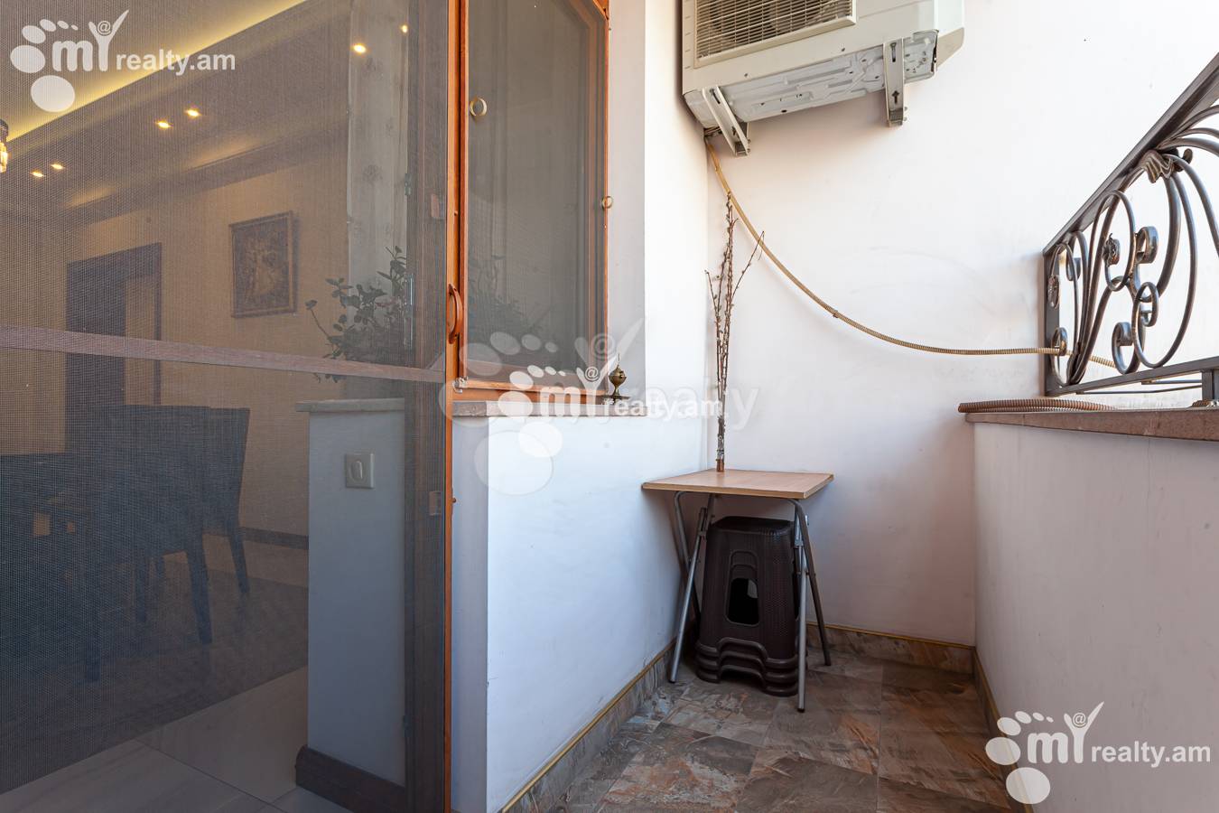 3 bedroom apartment for rent Yekmalyan St, Center Yerevan, 154623