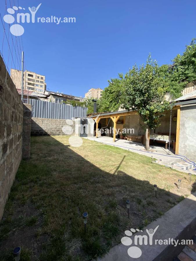 House for rent M. Avetisyan St, Kanaqer-Zeytun Yerevan, 156134