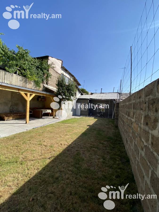 House for rent M. Avetisyan St, Kanaqer-Zeytun Yerevan, 156134