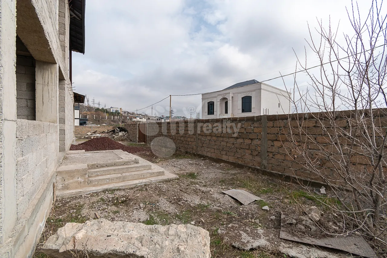 Առանձնատուն  Գ. Հովսեփյան փող, Նորք-Մարաշ Երևան, 160024