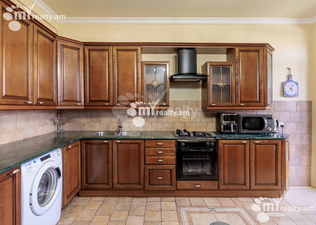 Купить 6 комнатную квартиру Таманян ул, Центр Ереван, 156195