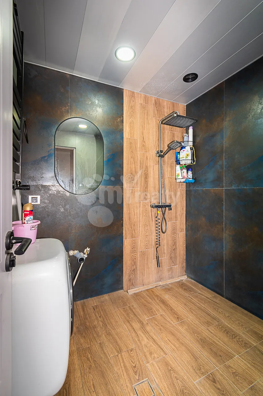 3 bedroom apartment for sale Orbeli Yeghbayrner   St, Arabkir Yerevan, 161210