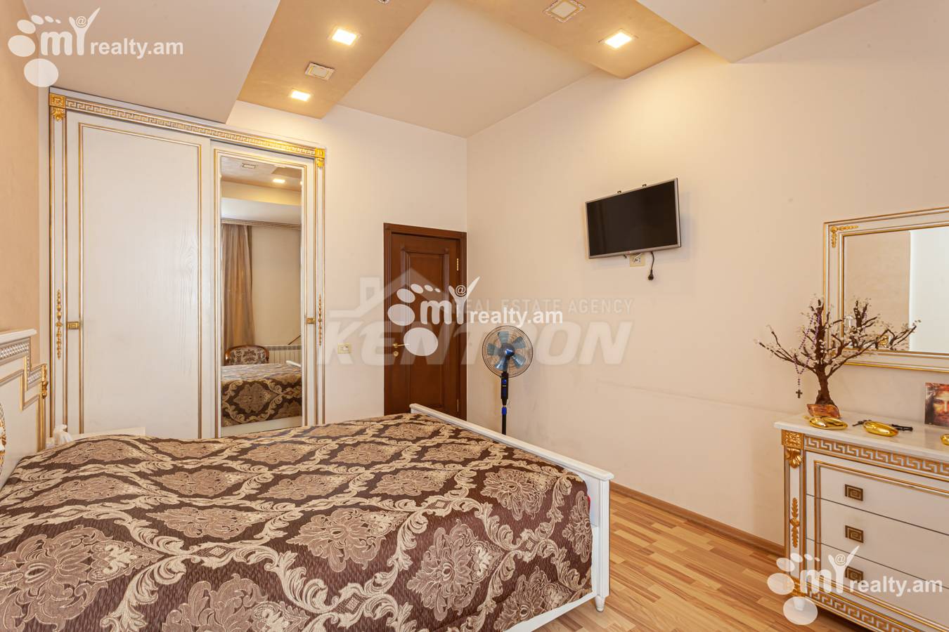 4 bedroom apartment for sale Pushkin St, Center Yerevan, 151853