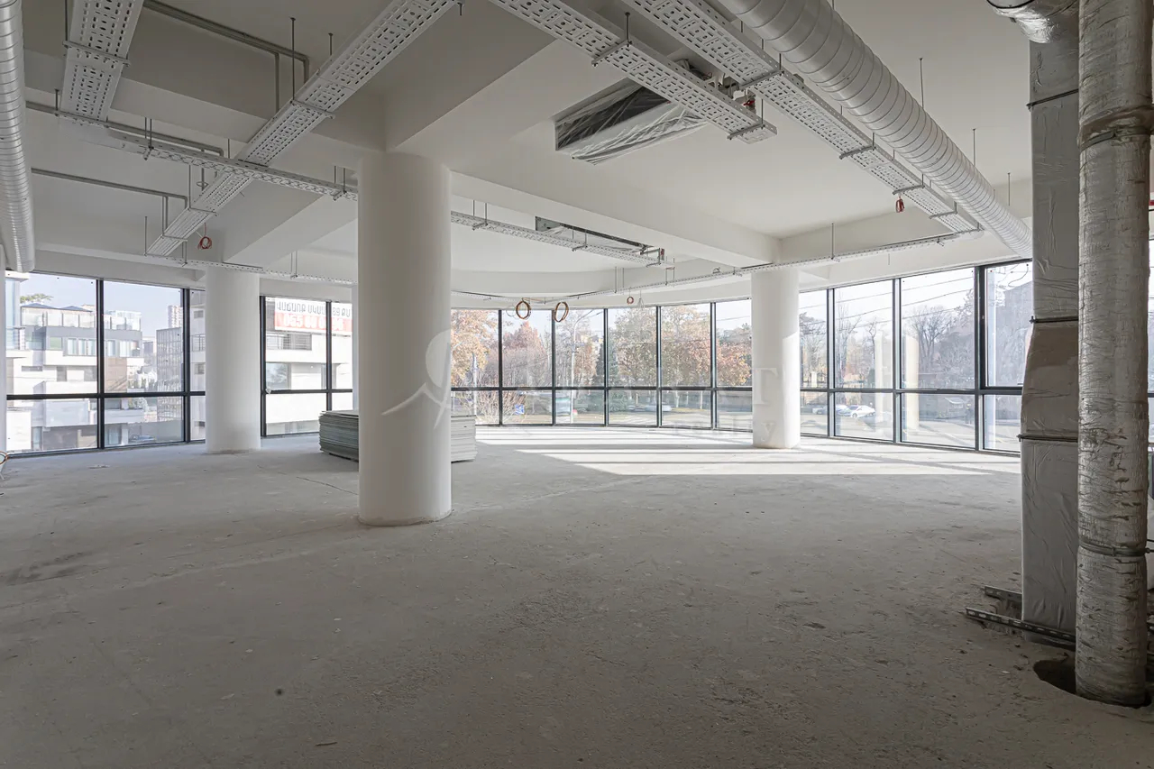 Commercial property for sale Azatutyan Ave, Arabkir Yerevan, 158321