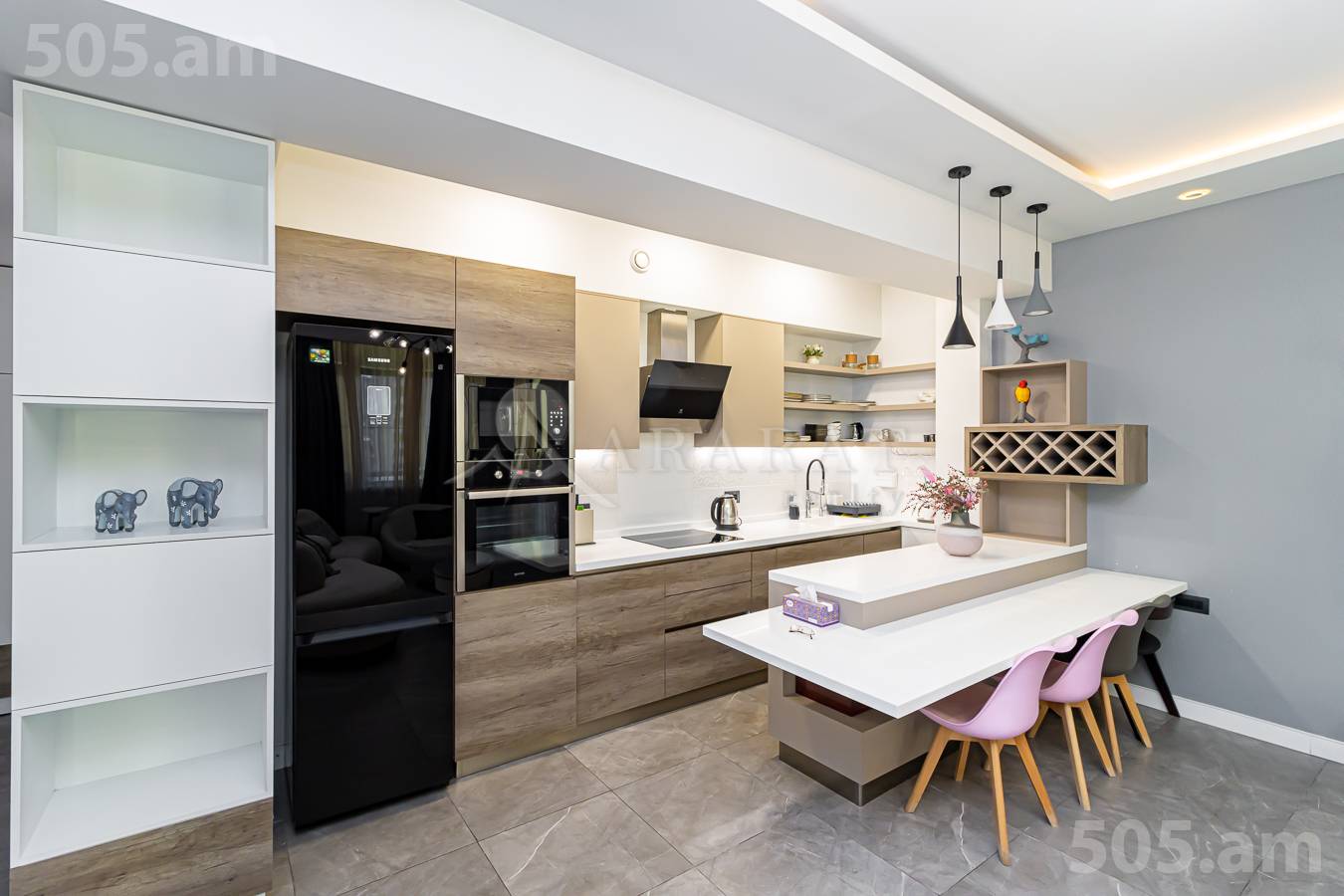 Купить 2 комнатную квартиру Амирян ул, Центр Ереван, 153533