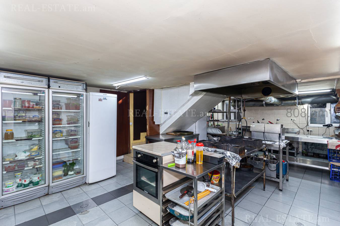 Commercial property for sale Zakyan St, Center Yerevan, 128002