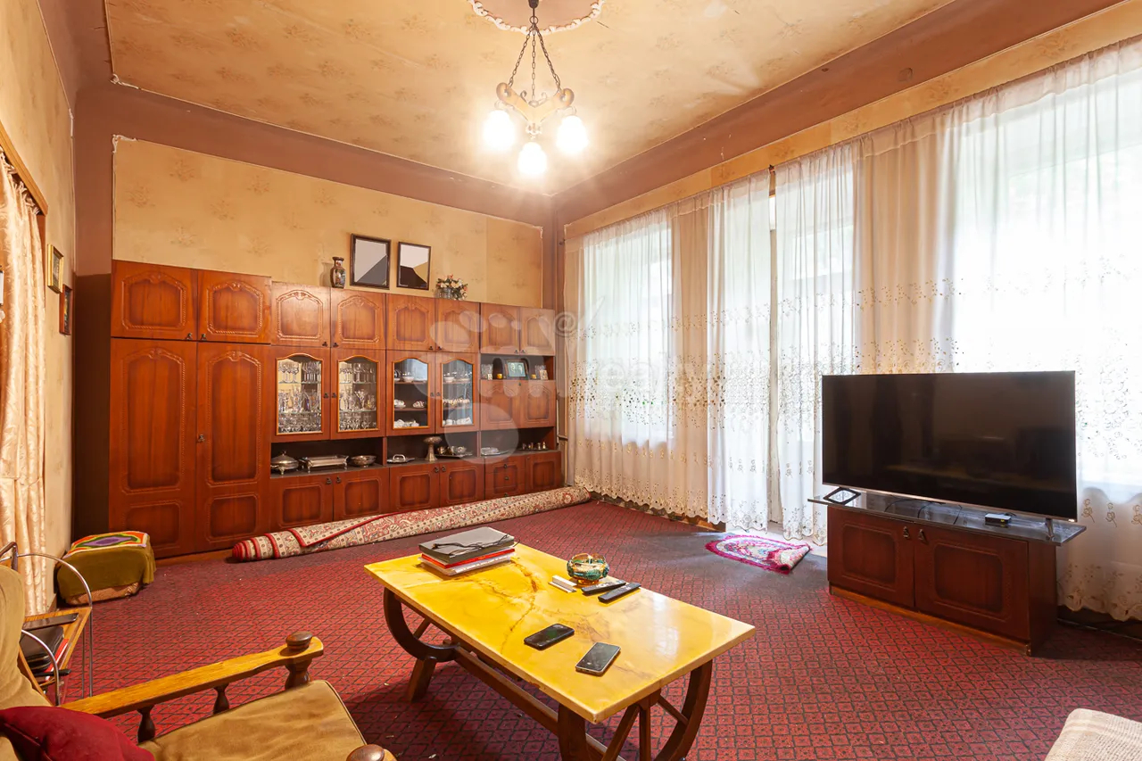 3 bedroom apartment for sale Pushkin St, Center Yerevan, 161163