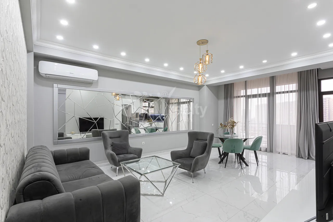 Снять 3 комнатную квартиру Г.Лусаворич ул, Центр Ереван, 159406