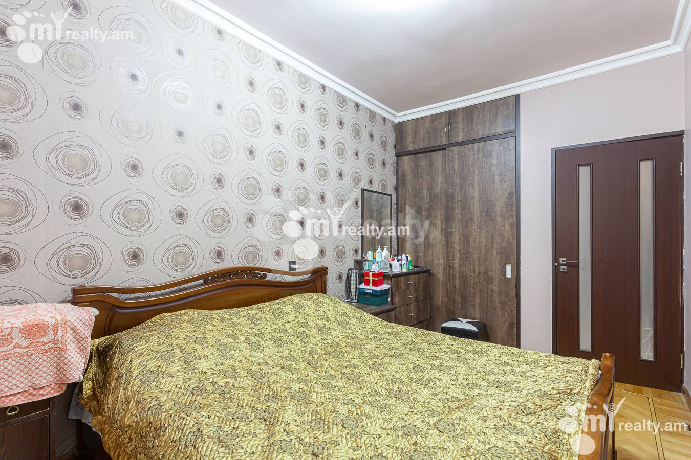 3 սենյականոց բնակարան  Սունդուկյան փող, Արաբկիր Երևան, 155431