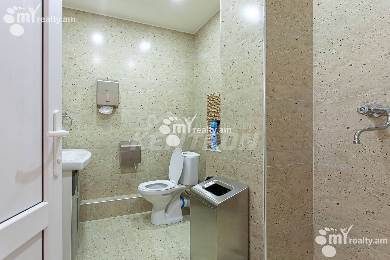 Снять коммерческoе помещение Терян ул, Центр Ереван, 153518