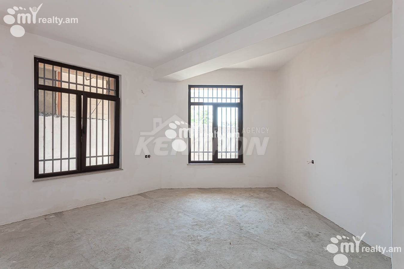 3 bedroom apartment for sale Antarayin, G. Gasparyan street, Center Yerevan, 154765