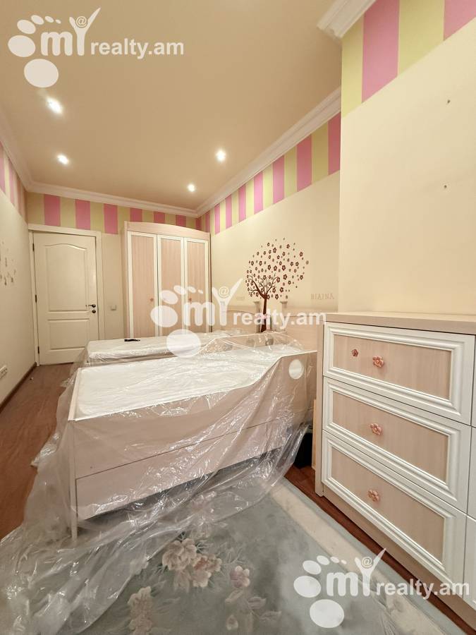 4 bedroom apartment for sale خیابان کِری, عربگیر ایروان, 157625