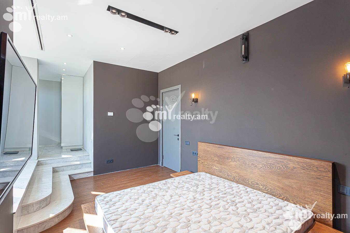3 bedroom apartment for sale Shirvanzade St, Arabkir Yerevan, 153429