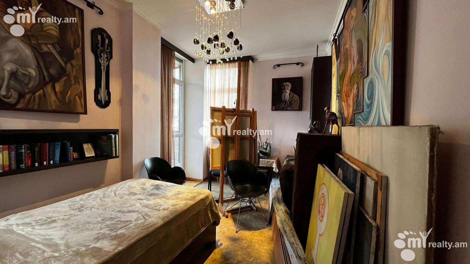4 bedroom apartment for sale Rostom St, Center Yerevan, 160225