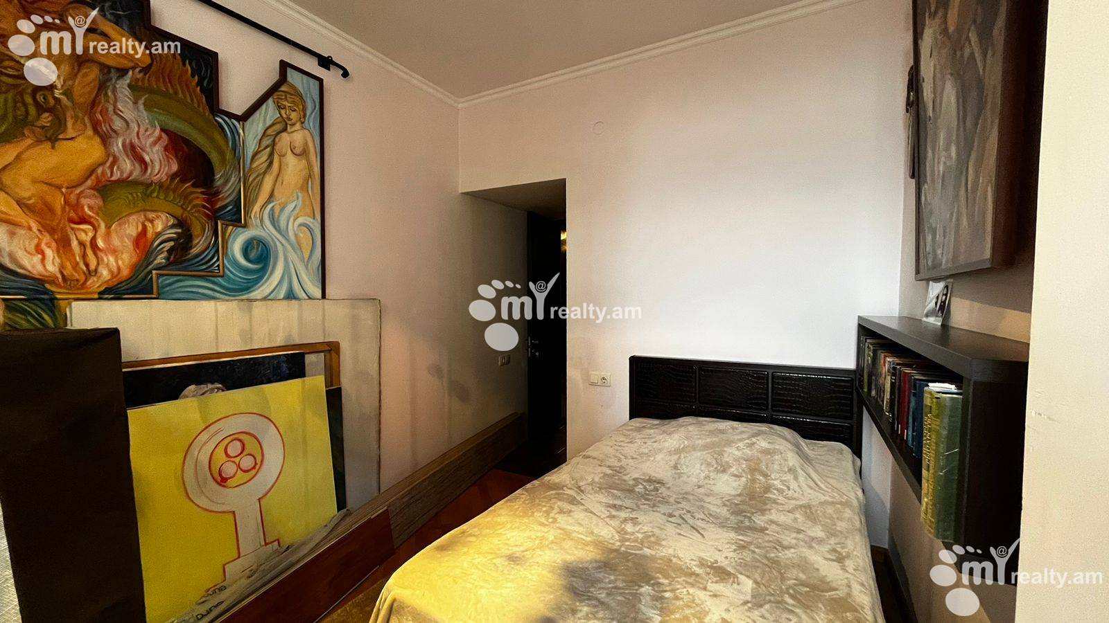 4 bedroom apartment for sale Rostom St, Center Yerevan, 160225