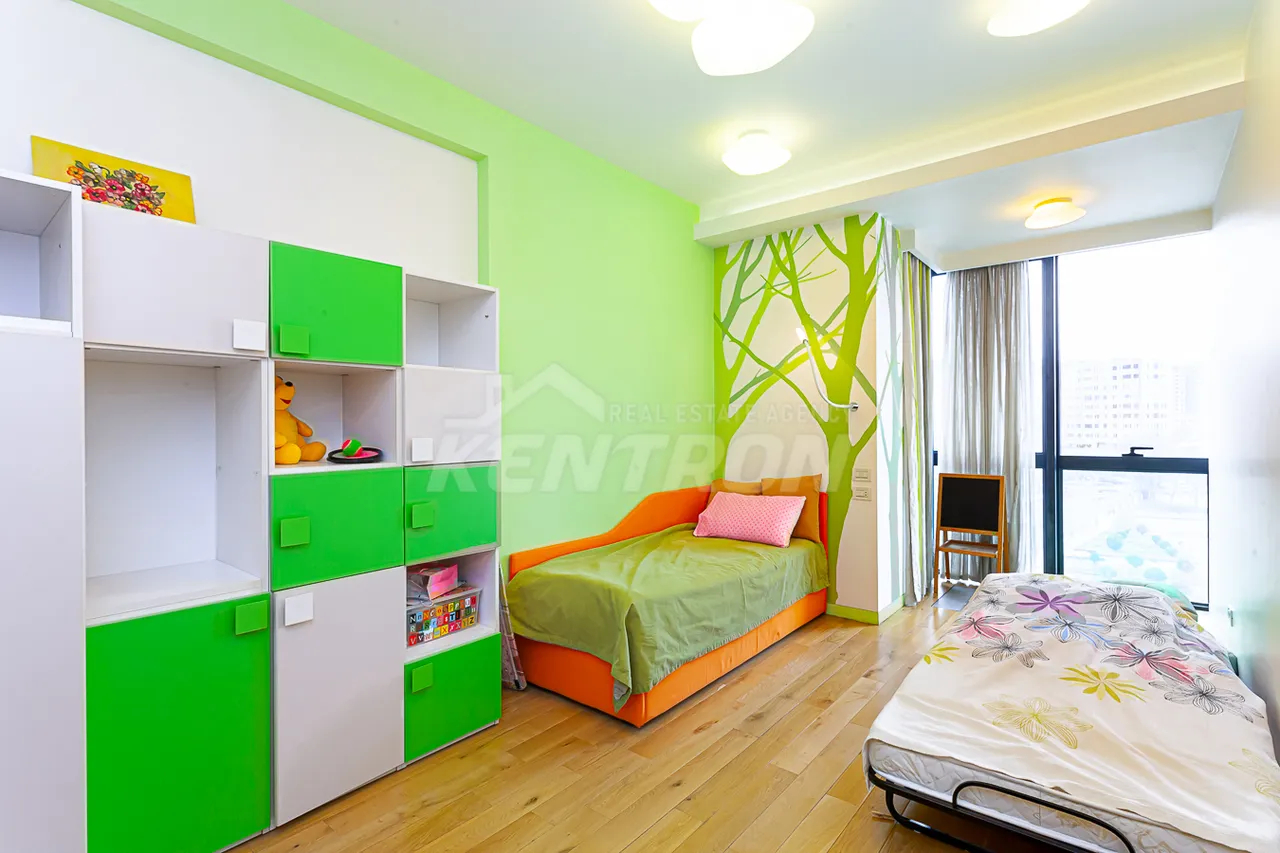 4 սենյականոց բնակարան վարձով Վարդանանց փող, Կենտրոն Երևան, 158840