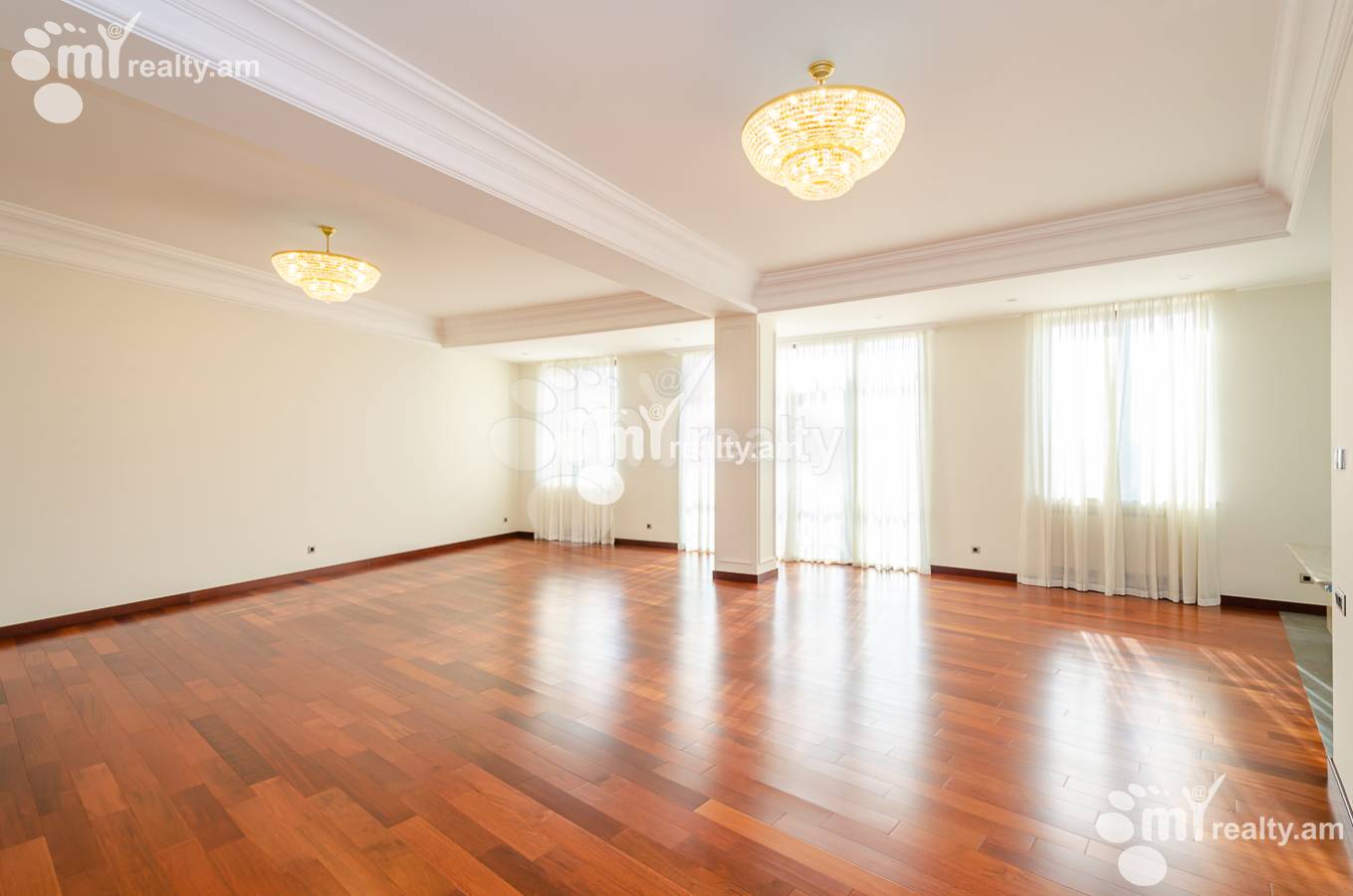 4 bedroom apartment for rent Moskovyan St, Center Yerevan, 153412