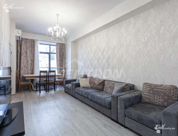 3-senyakanoc-bnakaran-vacharq-Yerevan-Center