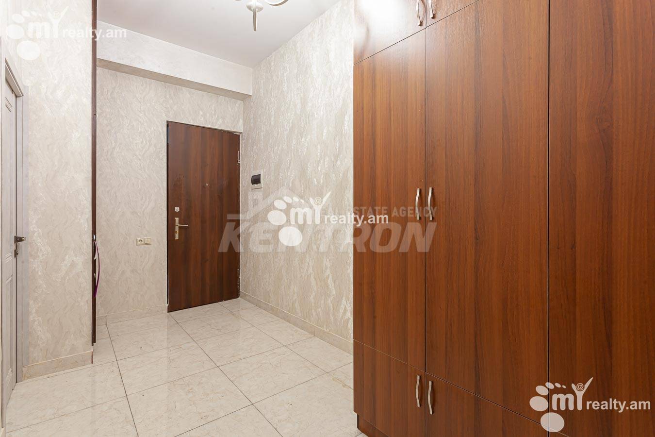 3 սենյականոց բնակարան  Նալբանդյան փող, Կենտրոն Երևան, 135466