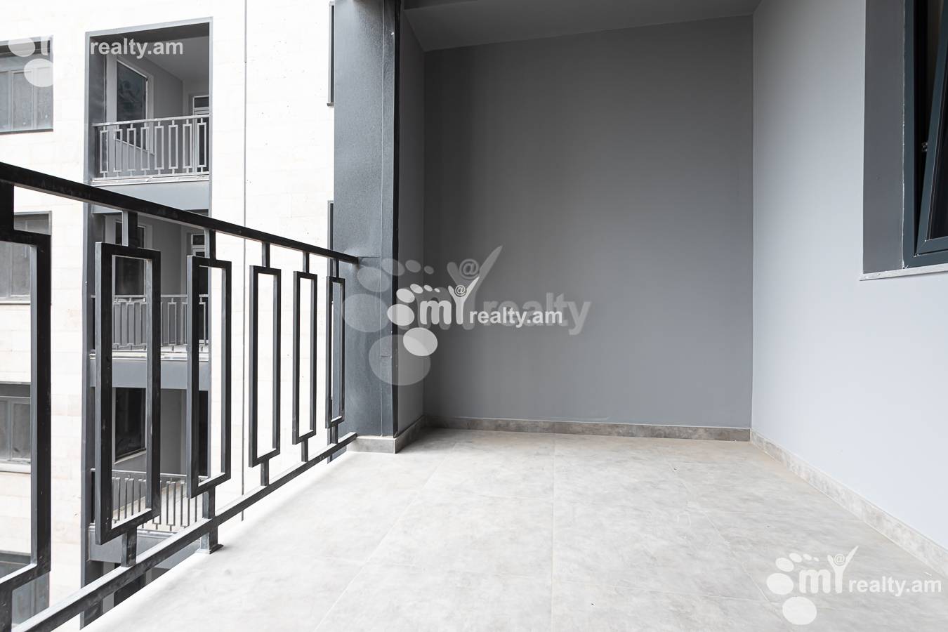 4 bedroom apartment for sale خیابان وراساکان, عربگیر ایروان, 156804