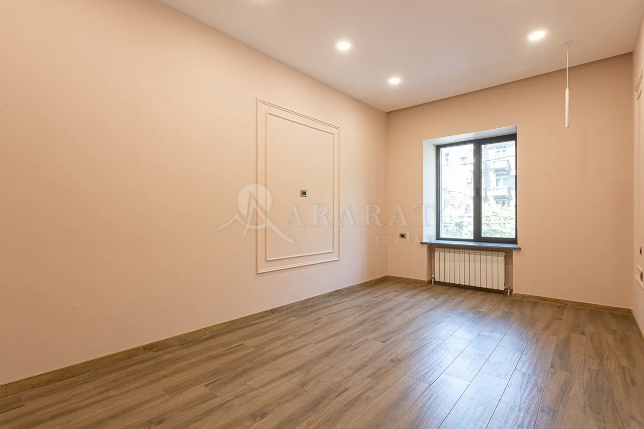 Commercial property for rent Mashtots Ave, Center Yerevan, 158866