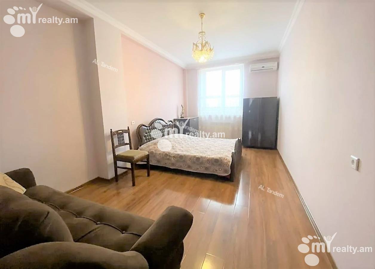 3 bedroom apartment for rent Aram St, Center Yerevan, 124849