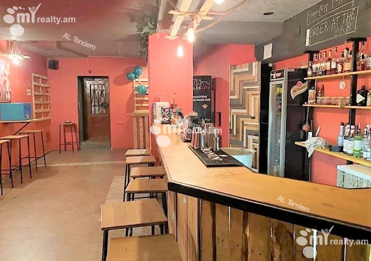 Commercial for sale خیابان موسکوویان, مرکز شهر ایروان, 136030
