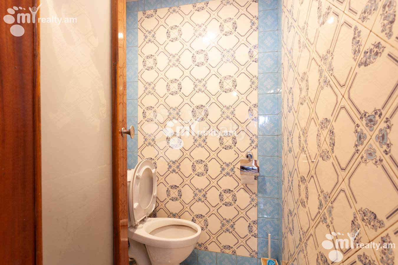 3 bedroom apartment for sale خیابان سایات نووآ, مرکز شهر ایروان, 150921