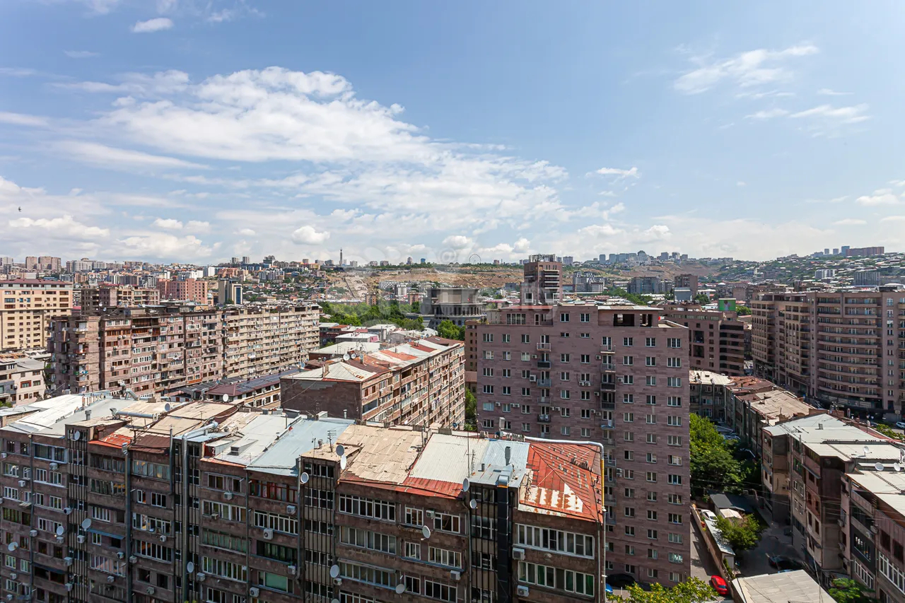 3 bedroom apartment for sale Pushkin St, Center Yerevan, 160847
