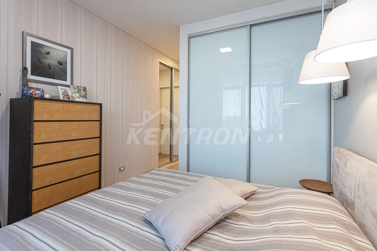 4 bedroom apartment for sale D. Demirchyan St, Center Yerevan, 161940
