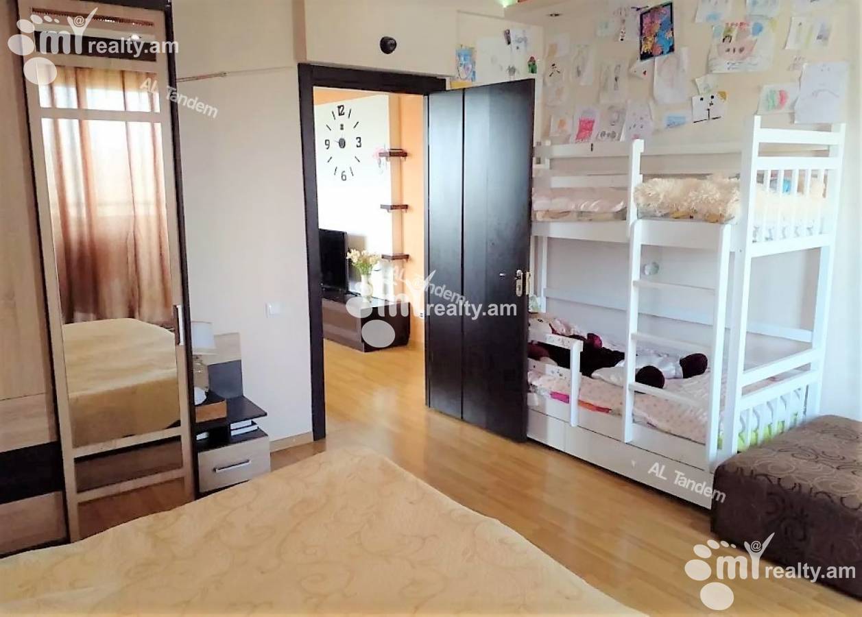 2 սենյականոց բնակարան  Տիգրան Մեծի պող, Կենտրոն Երևան, 131535