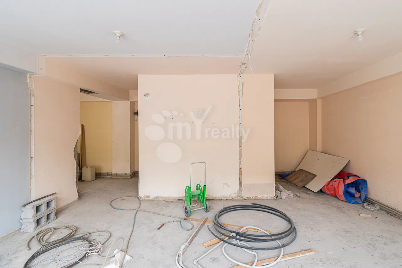 Commercial for rent Tigran Petrosyan St, داوتاشِن ایروان, 160292
