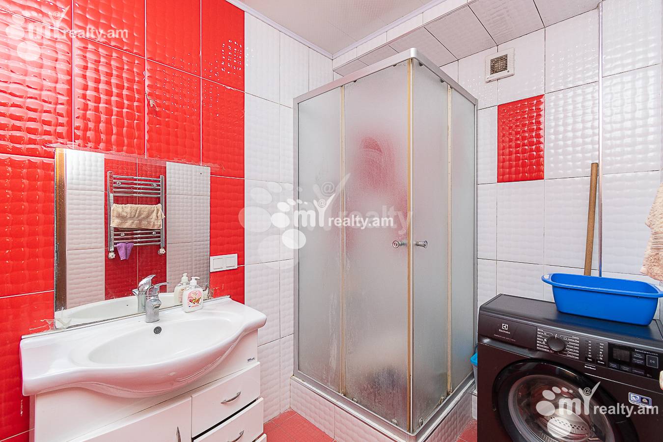 3 bedroom apartment for sale Adonts St, Arabkir Yerevan, 151460