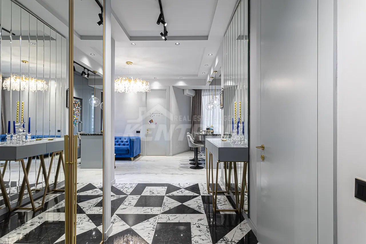 3 սենյականոց բնակարան վարձով Բուզանդի փող, Կենտրոն Երևան, 159630