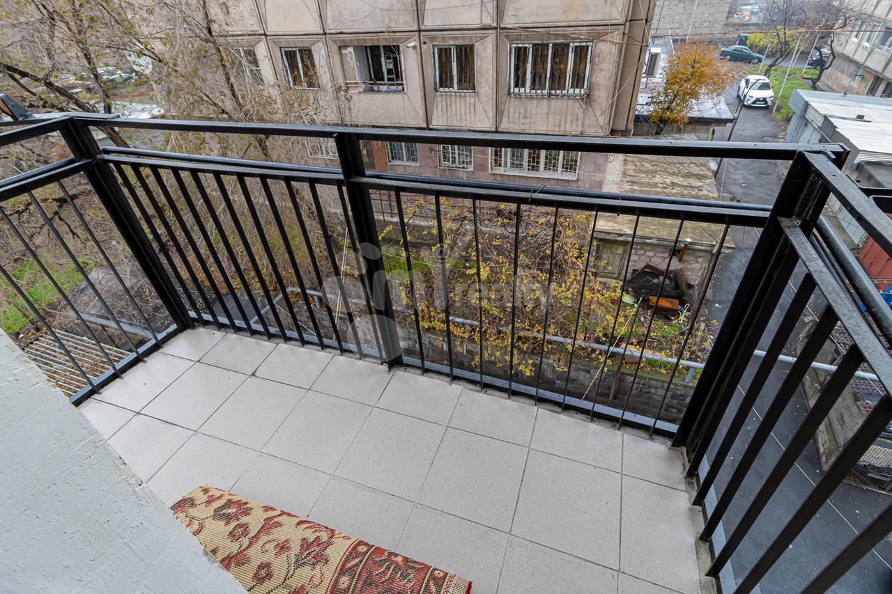 3 bedroom apartment for sale خیابان گولبِنکیان, عربگیر ایروان, 160009