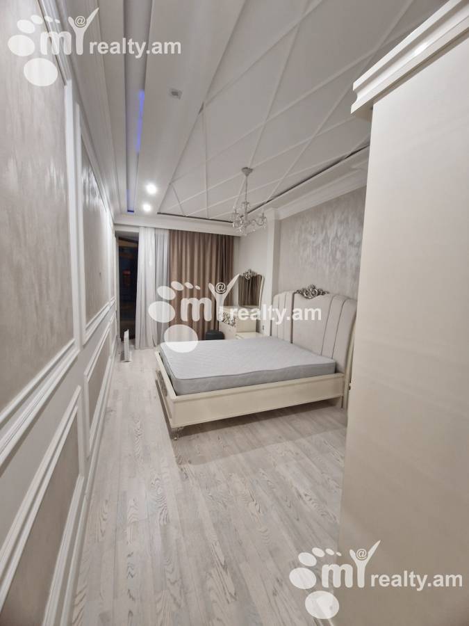 3 bedroom apartment for rent Yekmalyan St, Center Yerevan, 153461