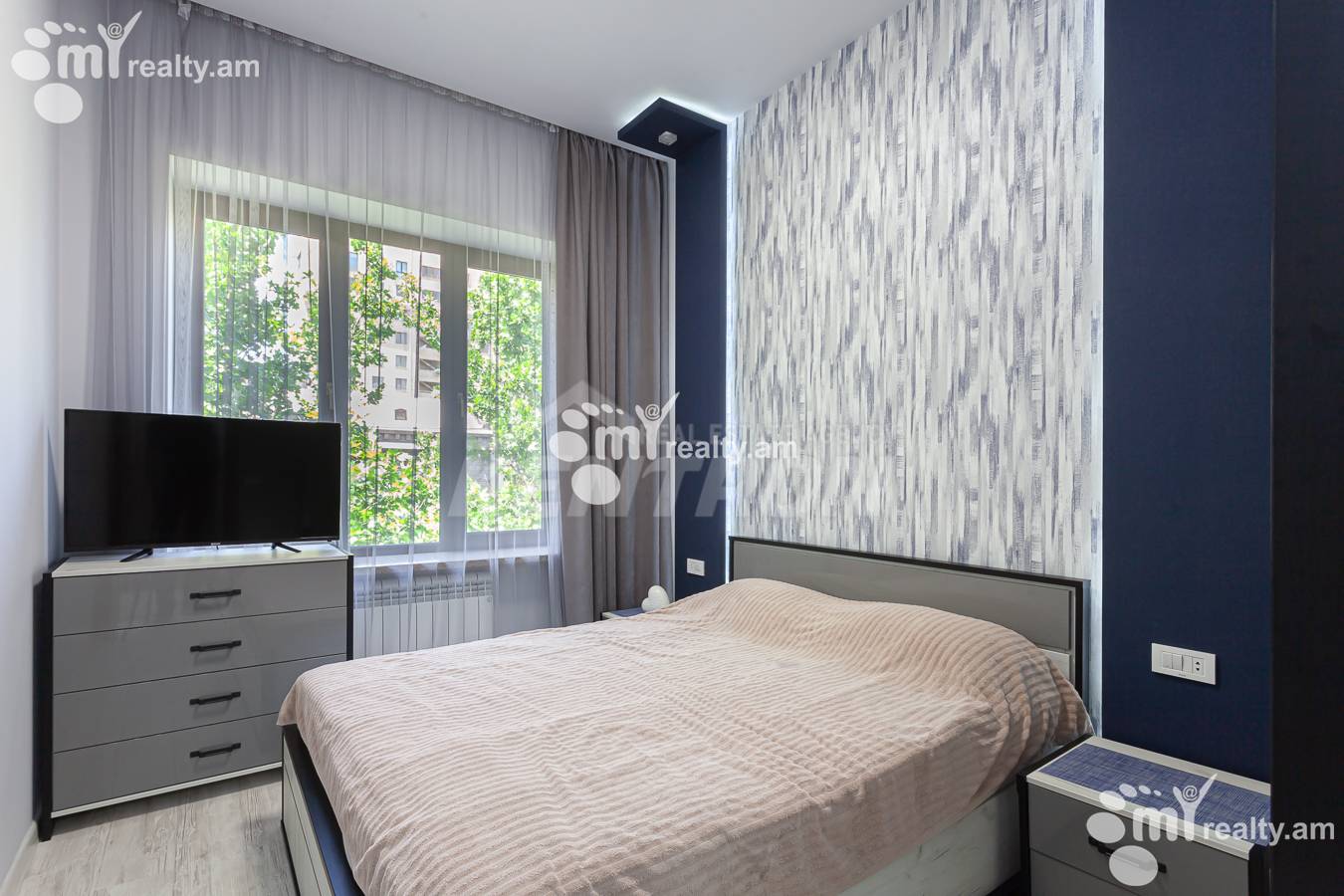 3 սենյականոց բնակարան  Մաշտոցի պող, Կենտրոն Երևան, 155939