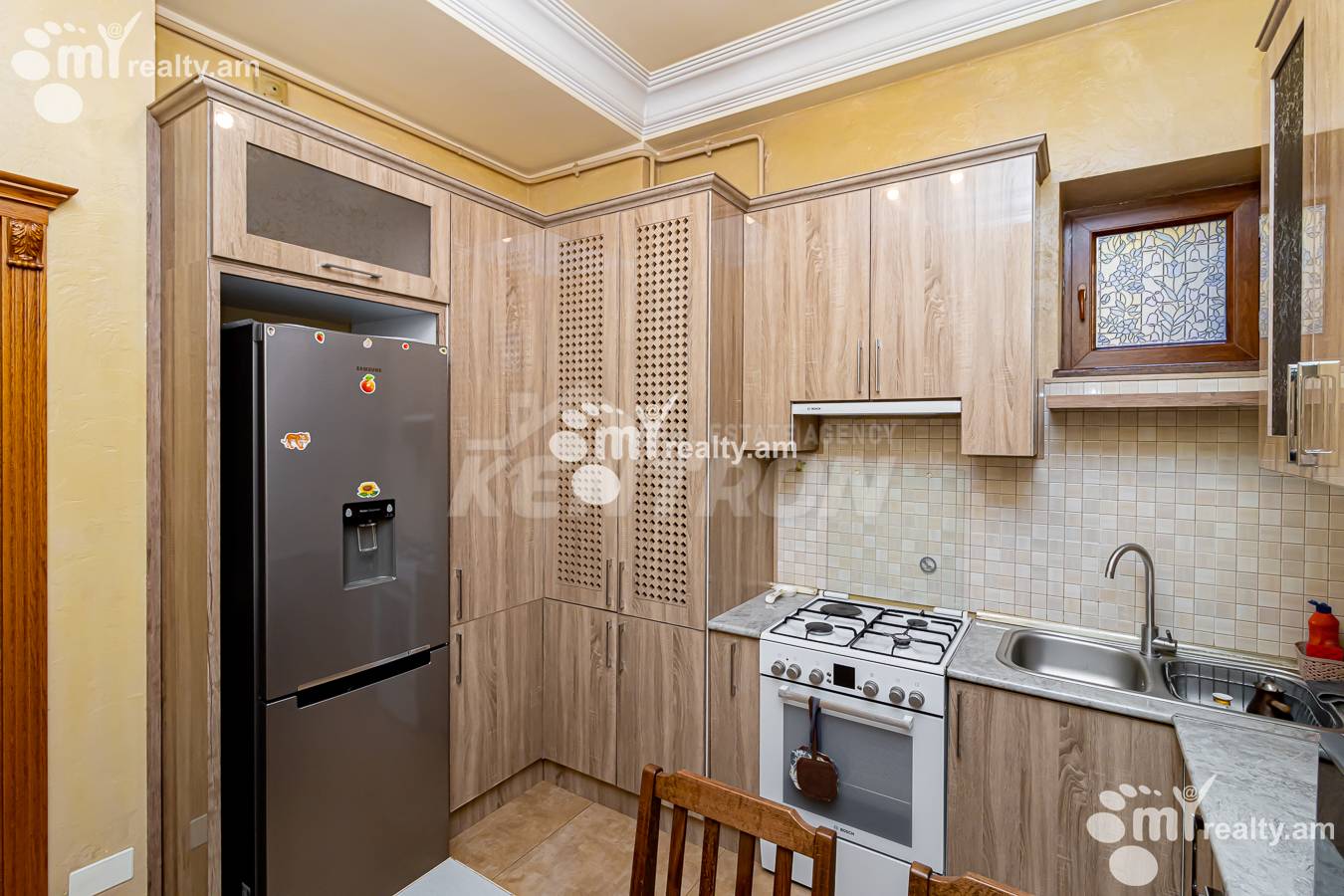 3 bedroom apartment for sale خیابان کاجازنونی, مرکز شهر ایروان, 153643