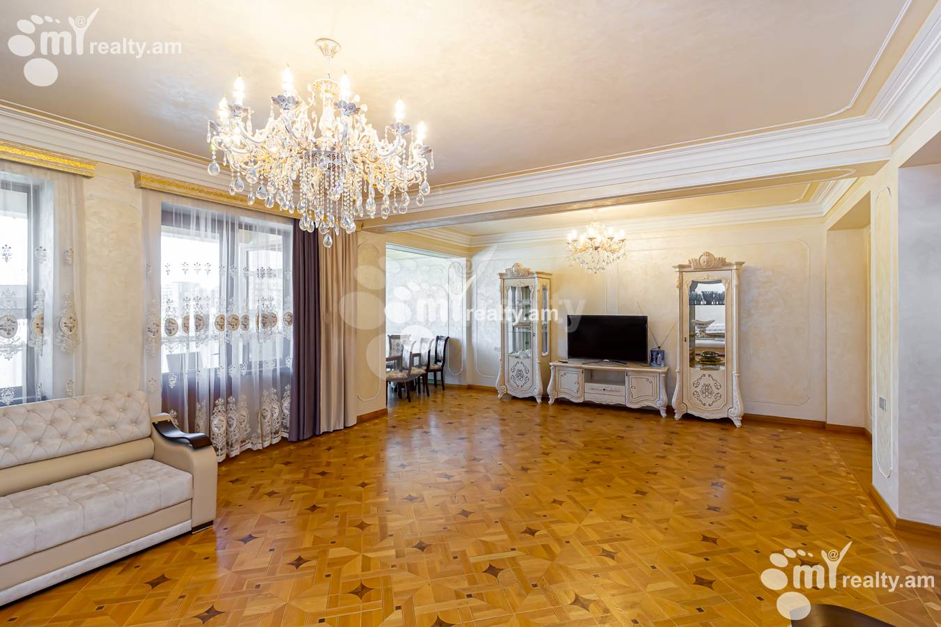 4 bedroom apartment for rent Yekmalyan St, Center Yerevan, 151964